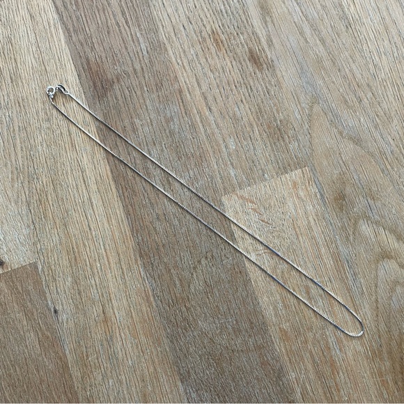 NWT Solid 925 Sterling Silver Diamond Cut Box Chain Necklace - Picture 1 of 4